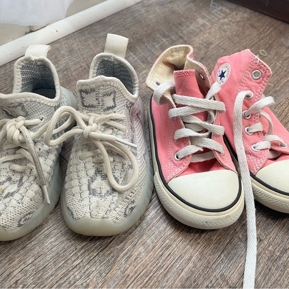 Converse Kids Sneakers in Pink and Cream